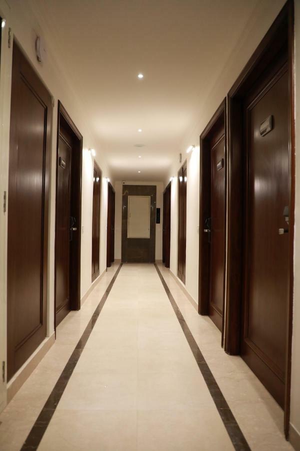 Hotel Golden Tower Near Heritage Street Amritszár Kültér fotó